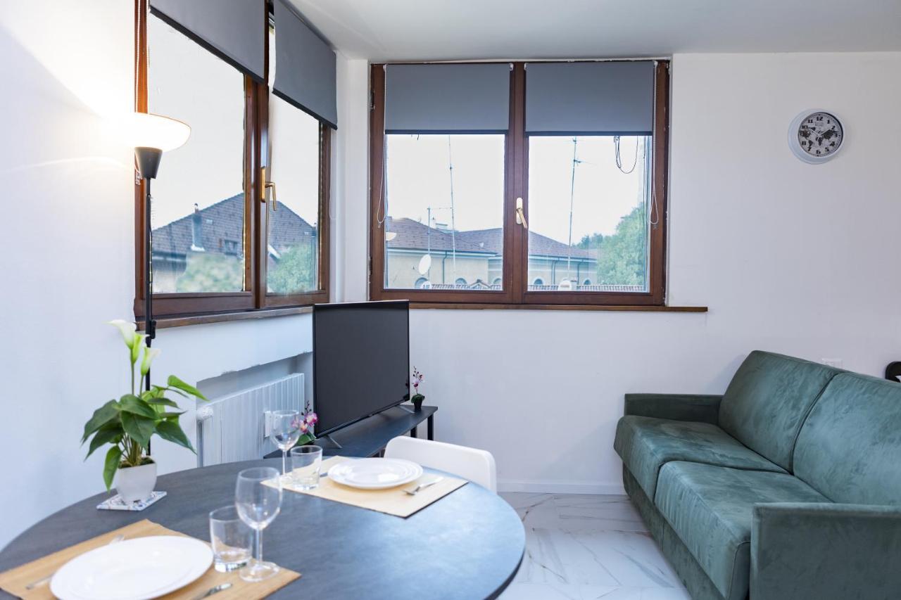 Santa Marta Apartments Милан Экстерьер фото