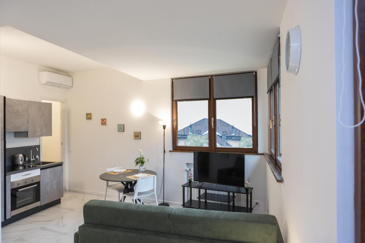 Santa Marta Apartments Милан Экстерьер фото