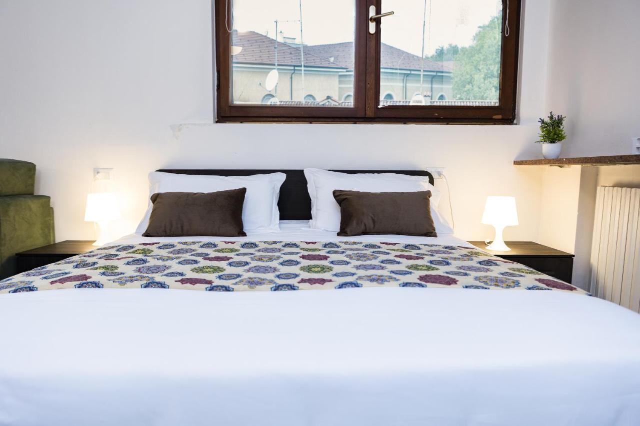 Santa Marta Apartments Милан Экстерьер фото